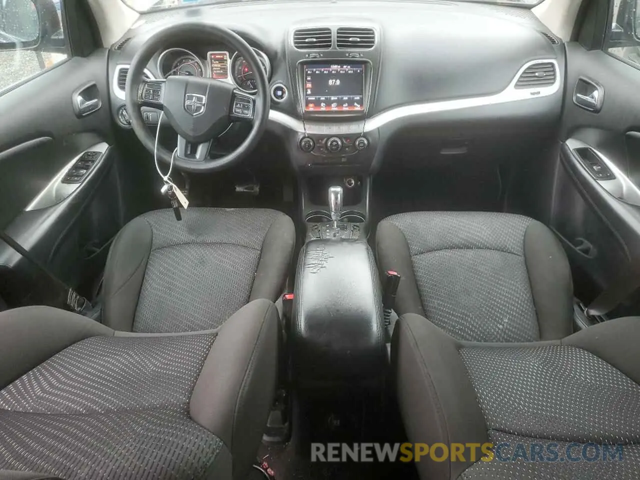 8 Photograph of a damaged car 3C4PDCBG0KT873199 DODGE JOURNEY 2019
