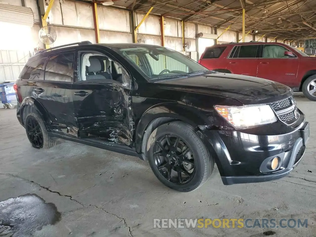 4 Photograph of a damaged car 3C4PDCBG0KT874921 DODGE JOURNEY 2019