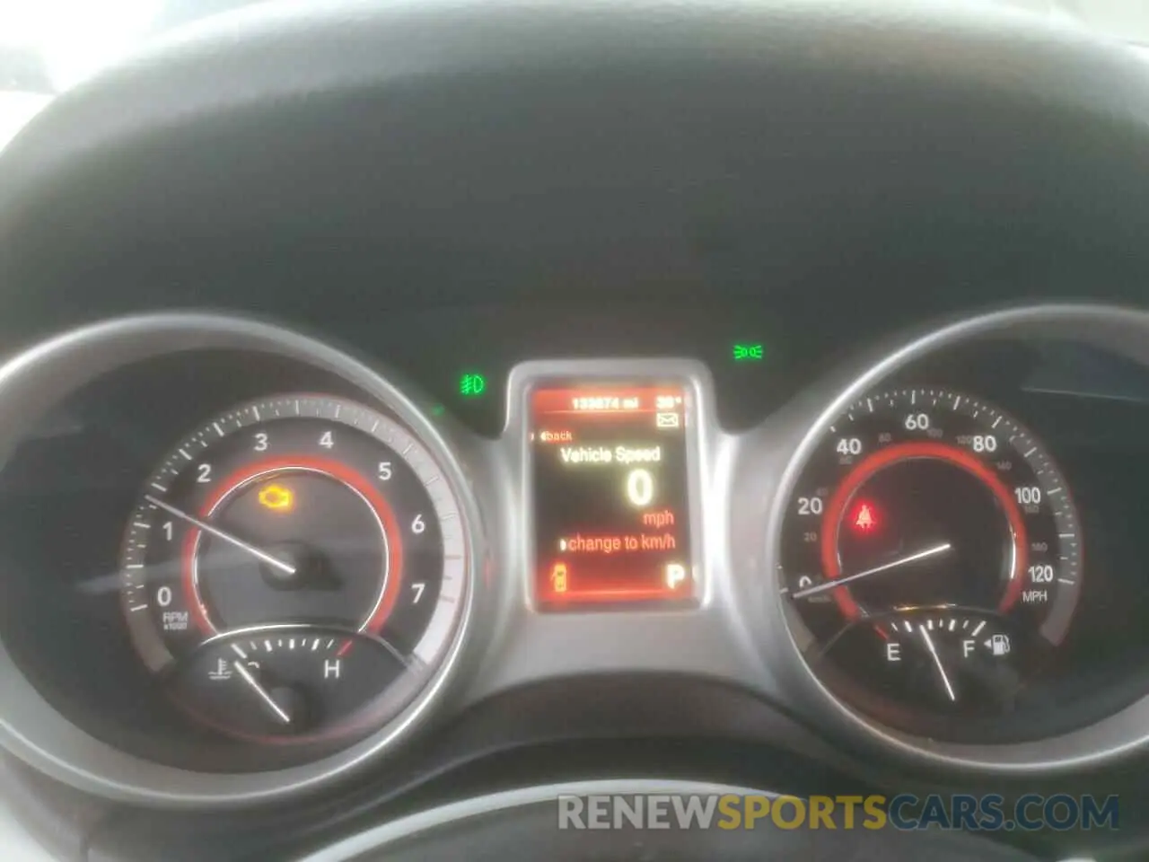 9 Photograph of a damaged car 3C4PDCBG4KT731583 DODGE JOURNEY 2019