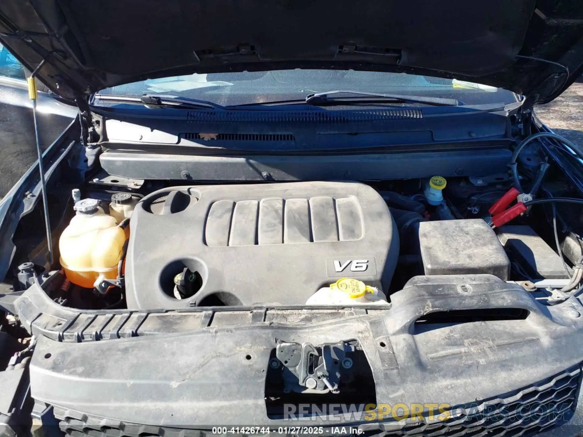 10 Photograph of a damaged car 3C4PDCBG6KT874924 DODGE JOURNEY 2019