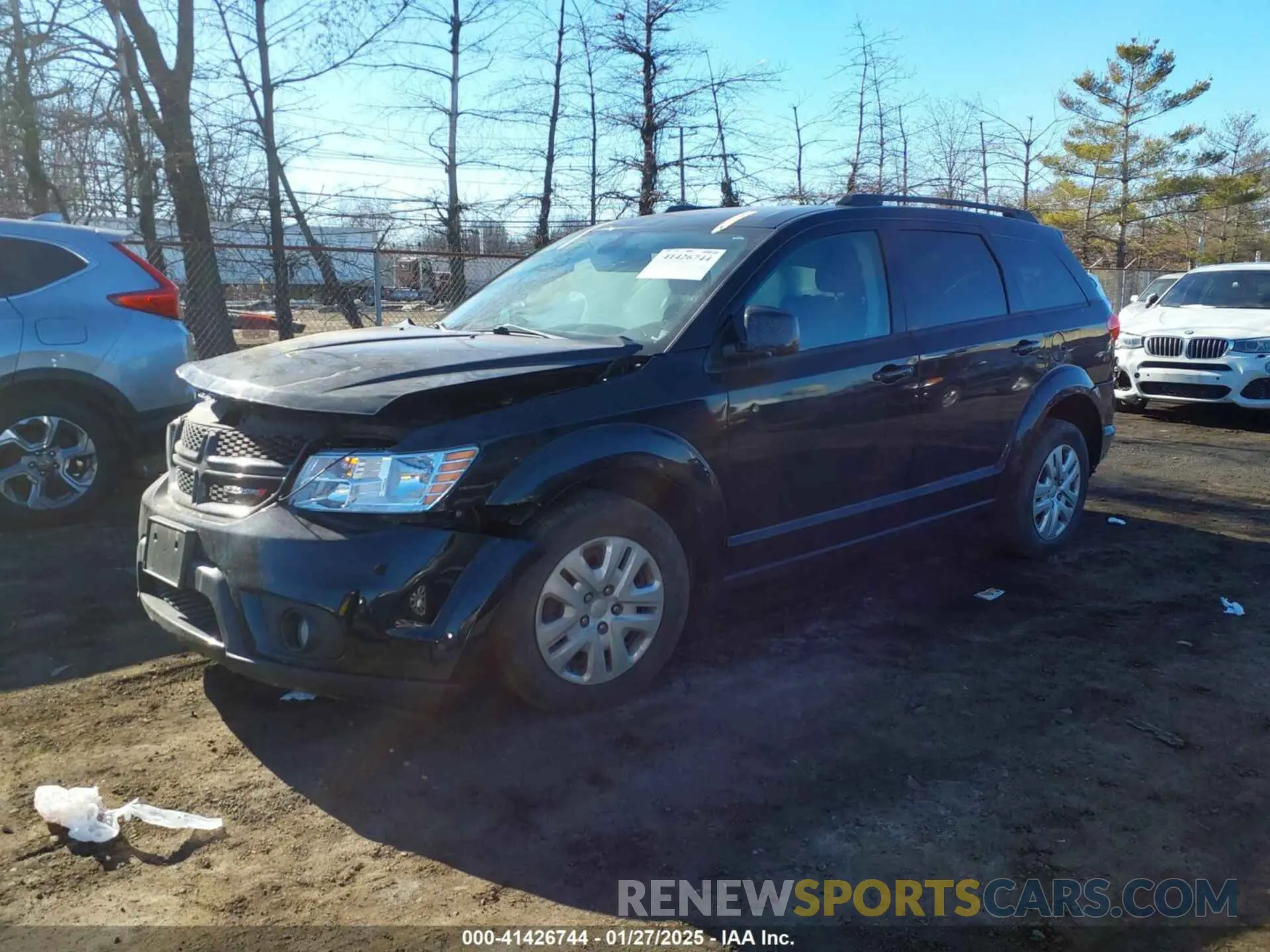2 Photograph of a damaged car 3C4PDCBG6KT874924 DODGE JOURNEY 2019