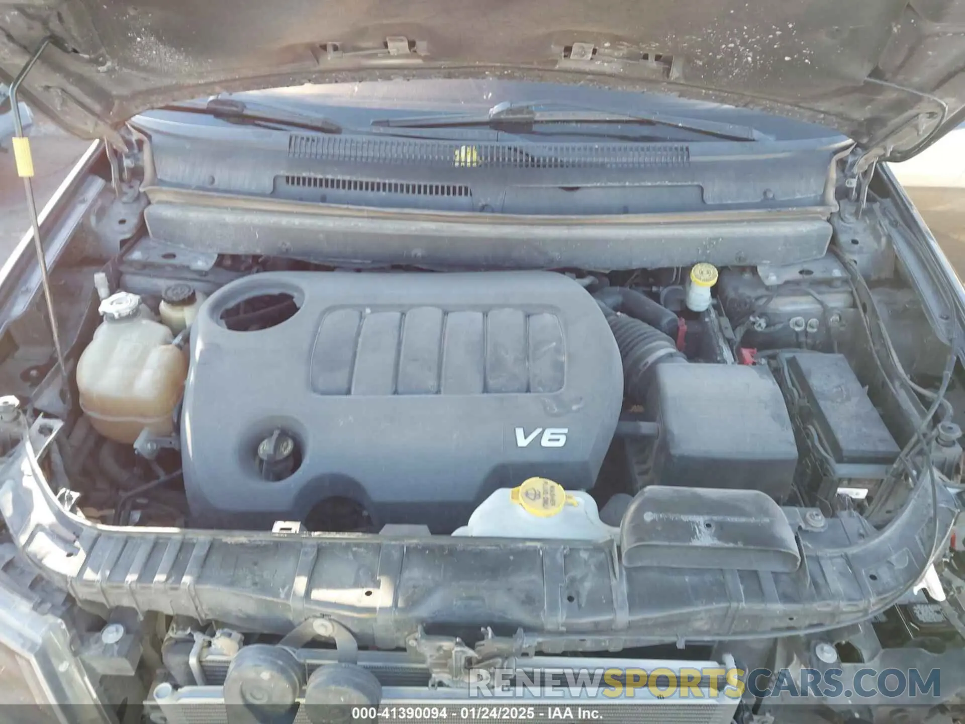 10 Photograph of a damaged car 3C4PDCBG7KT872888 DODGE JOURNEY 2019