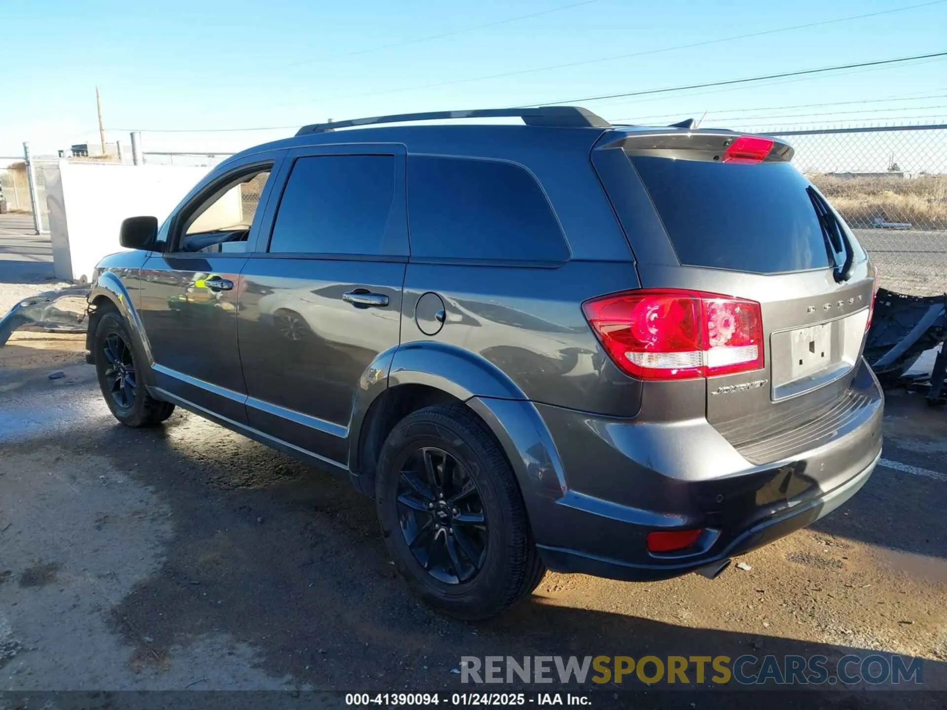 3 Photograph of a damaged car 3C4PDCBG7KT872888 DODGE JOURNEY 2019