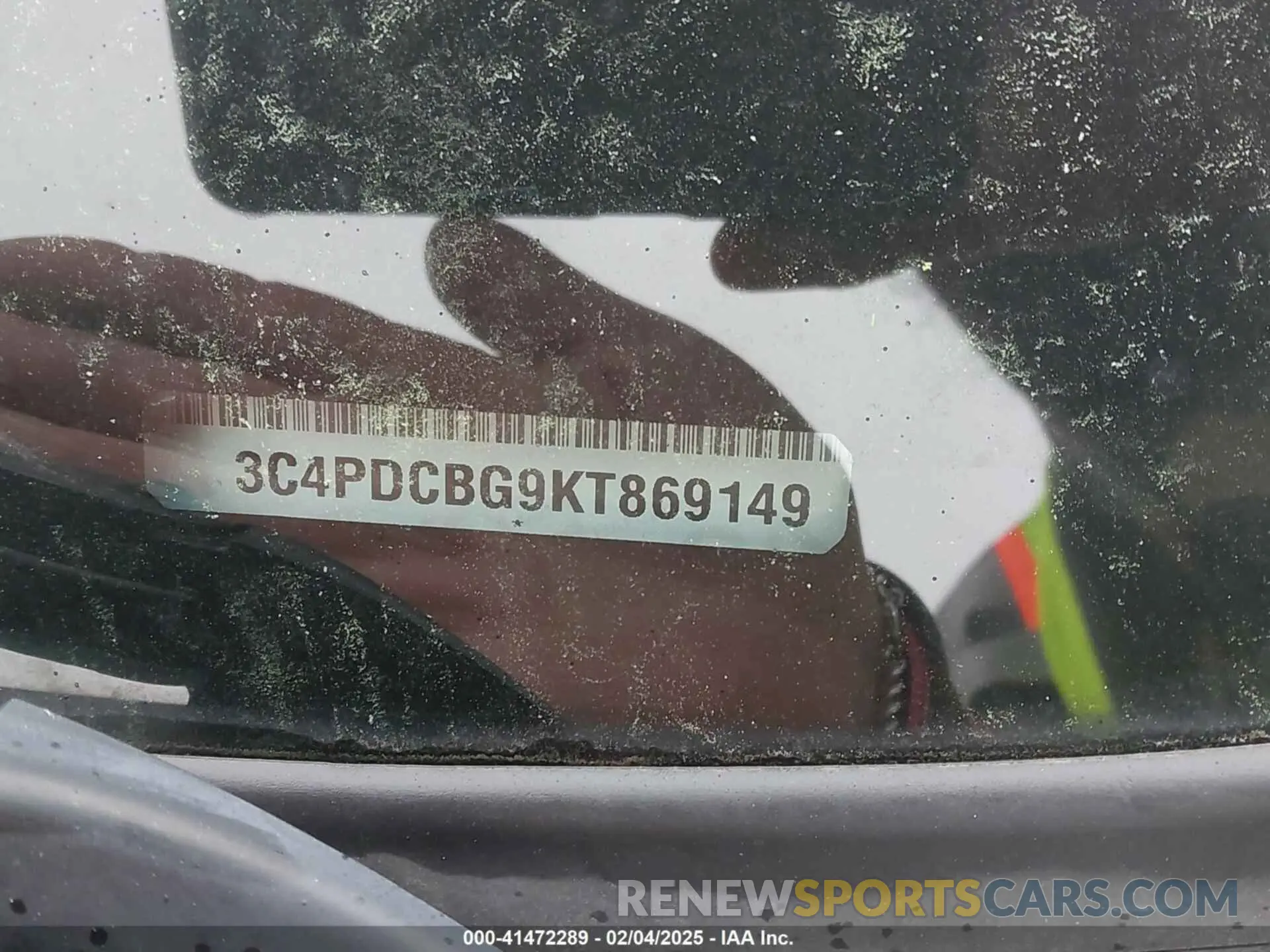 9 Photograph of a damaged car 3C4PDCBG9KT869149 DODGE JOURNEY 2019
