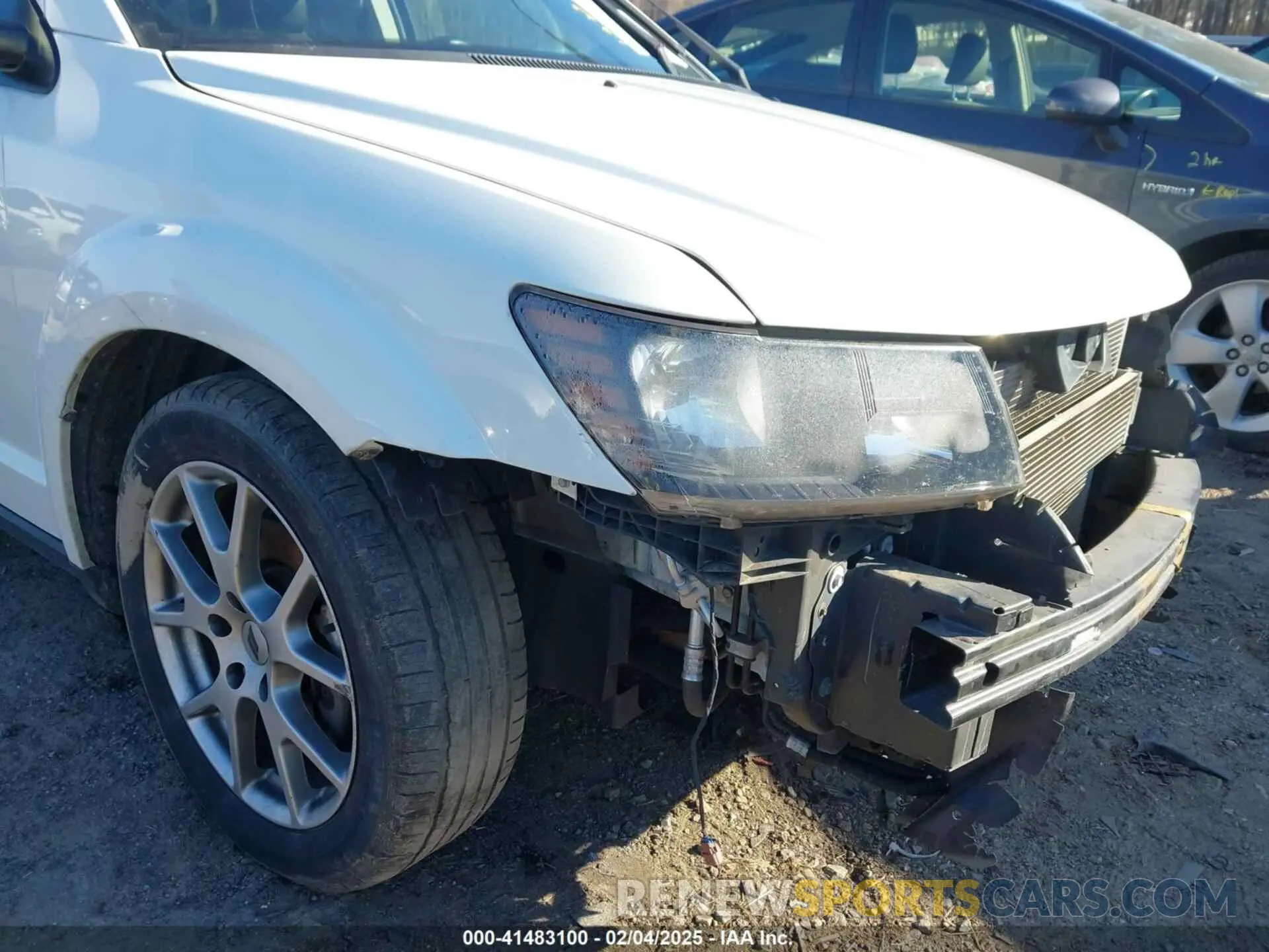 21 Photograph of a damaged car 3C4PDCEG1KT694035 DODGE JOURNEY 2019