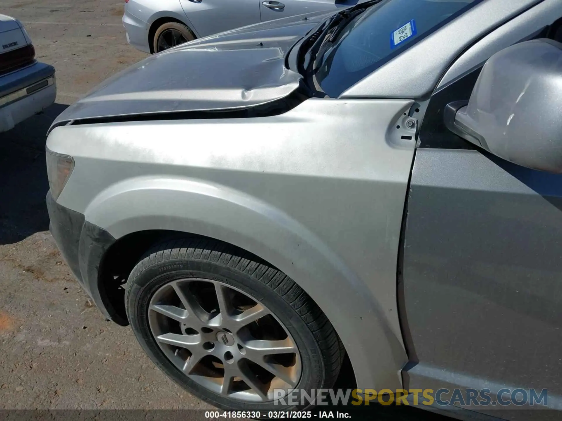 19 Photograph of a damaged car 3C4PDCEG4KT693929 DODGE JOURNEY 2019