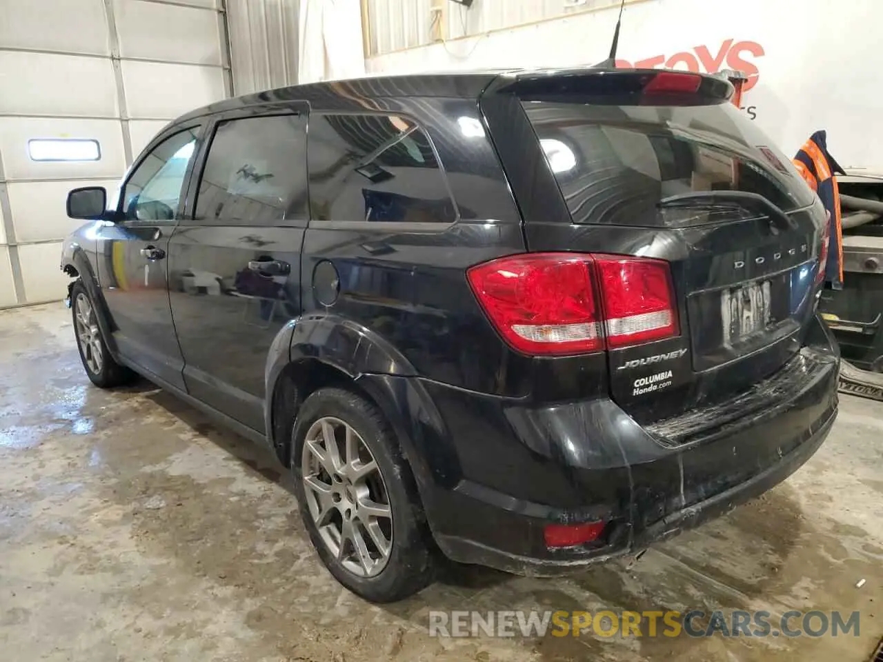 2 Photograph of a damaged car 3C4PDCEG7KT717382 DODGE JOURNEY 2019