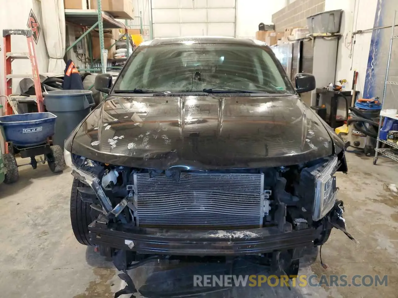 5 Photograph of a damaged car 3C4PDCEG7KT717382 DODGE JOURNEY 2019