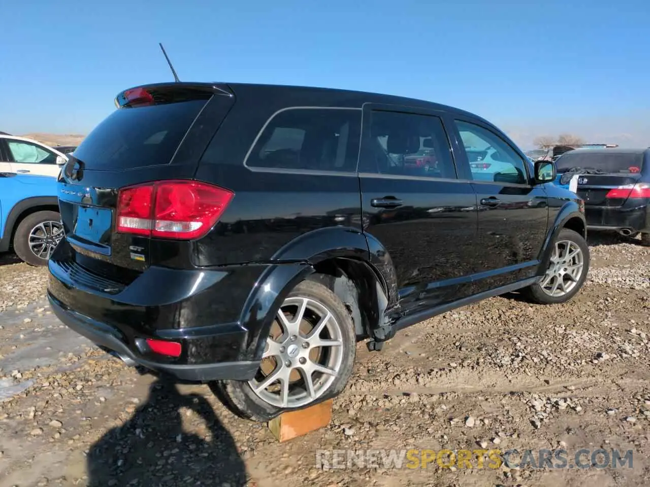 3 Photograph of a damaged car 3C4PDCEG8KT737365 DODGE JOURNEY 2019