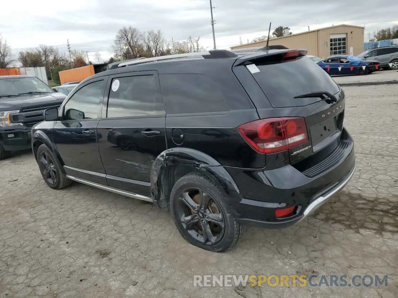 2 Photograph of a damaged car 3C4PDCGB3KT868933 DODGE JOURNEY 2019