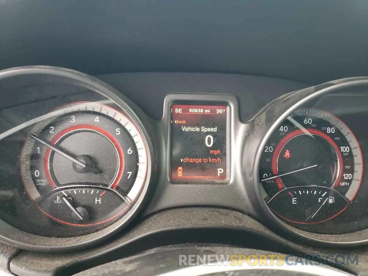 9 Photograph of a damaged car 3C4PDCGB6KT798800 DODGE JOURNEY 2019