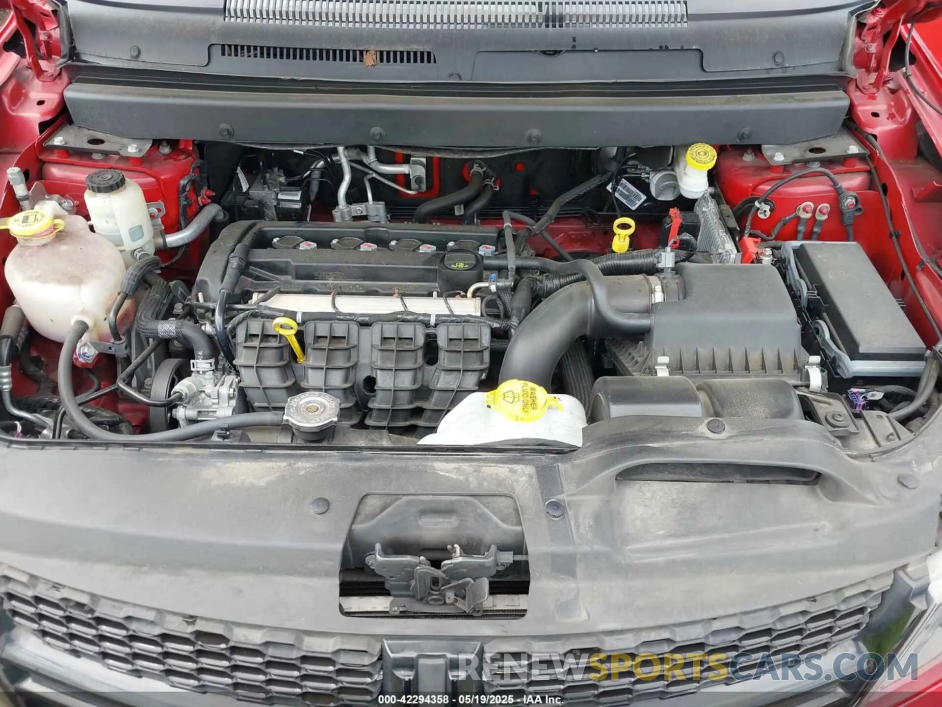 10 Photograph of a damaged car 3C4PDCGB7KT862438 DODGE JOURNEY 2019