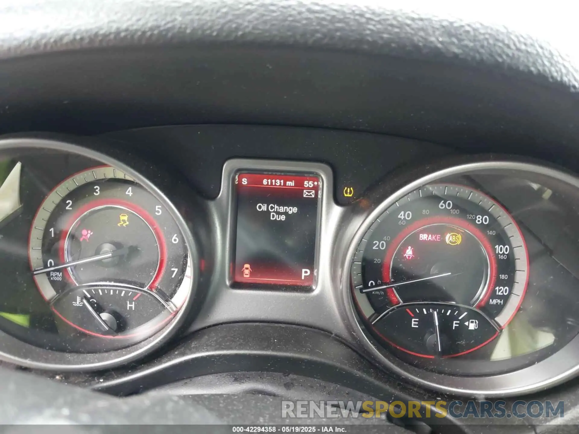 7 Photograph of a damaged car 3C4PDCGB7KT862438 DODGE JOURNEY 2019