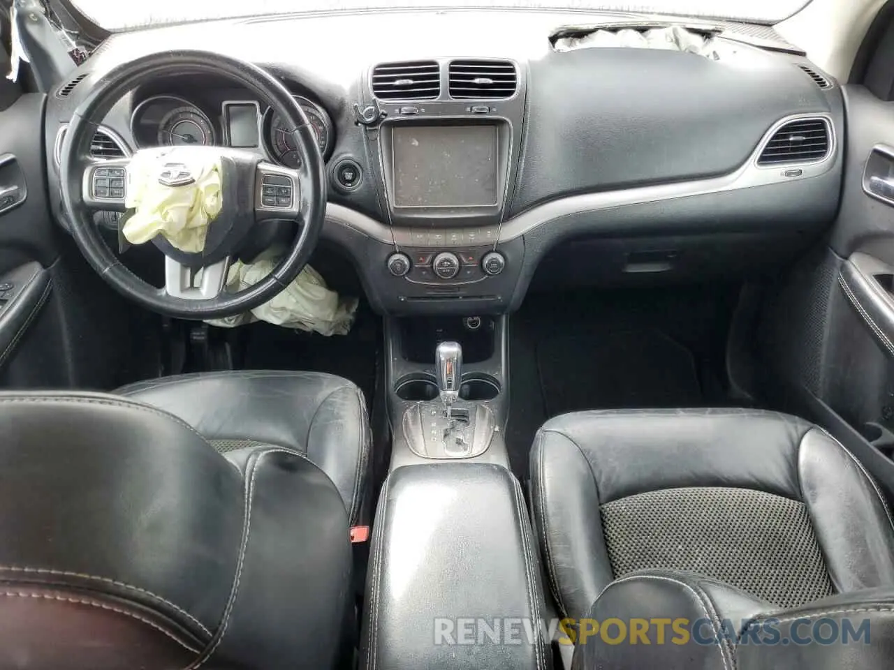 8 Photograph of a damaged car 3C4PDCGB8KT862450 DODGE JOURNEY 2019