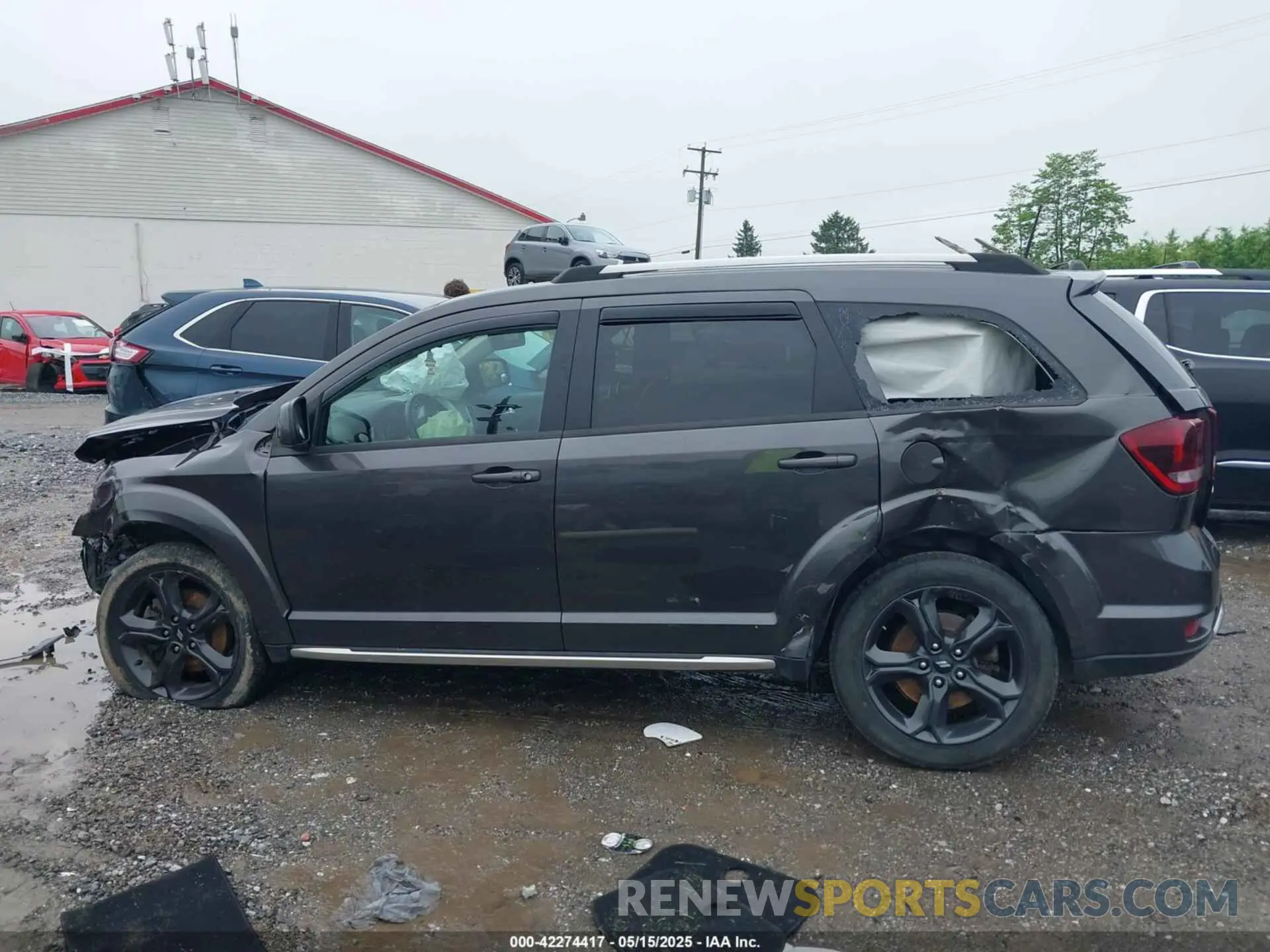 14 Photograph of a damaged car 3C4PDCGG0KT717656 DODGE JOURNEY 2019