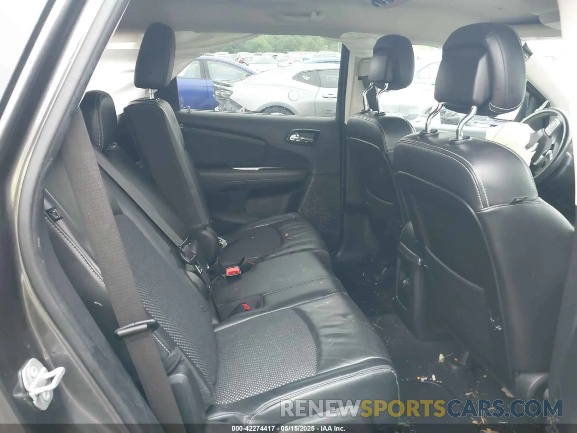 8 Photograph of a damaged car 3C4PDCGG0KT717656 DODGE JOURNEY 2019