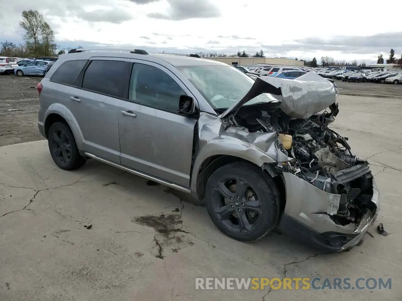 4 Photograph of a damaged car 3C4PDCGG0KT858078 DODGE JOURNEY 2019