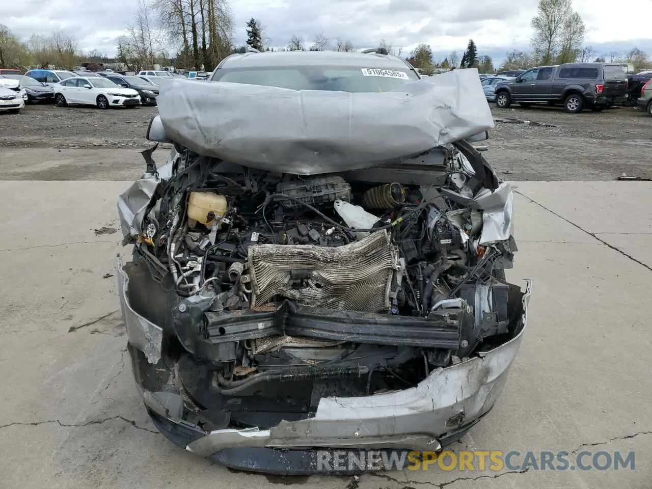 5 Photograph of a damaged car 3C4PDCGG0KT858078 DODGE JOURNEY 2019