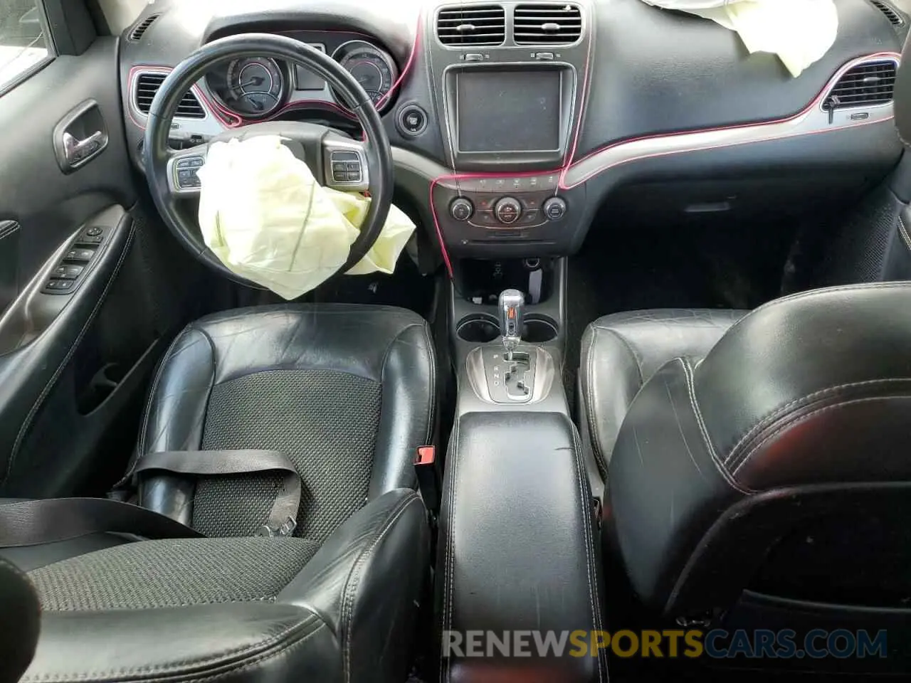 8 Photograph of a damaged car 3C4PDCGG1KT731467 DODGE JOURNEY 2019