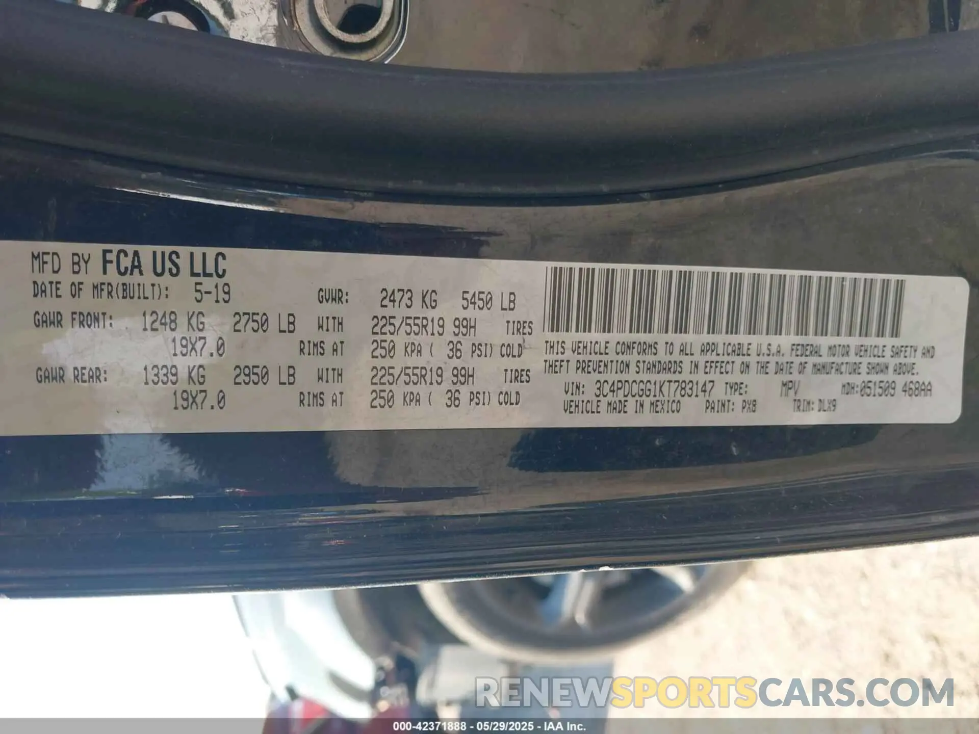 9 Photograph of a damaged car 3C4PDCGG1KT783147 DODGE JOURNEY 2019