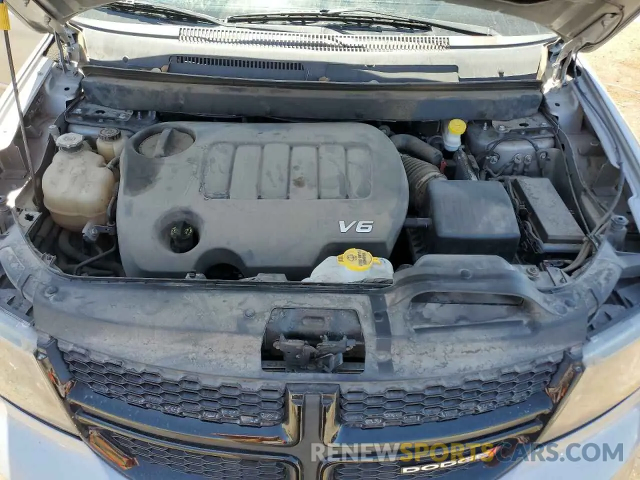 11 Photograph of a damaged car 3C4PDCGG1KT797517 DODGE JOURNEY 2019