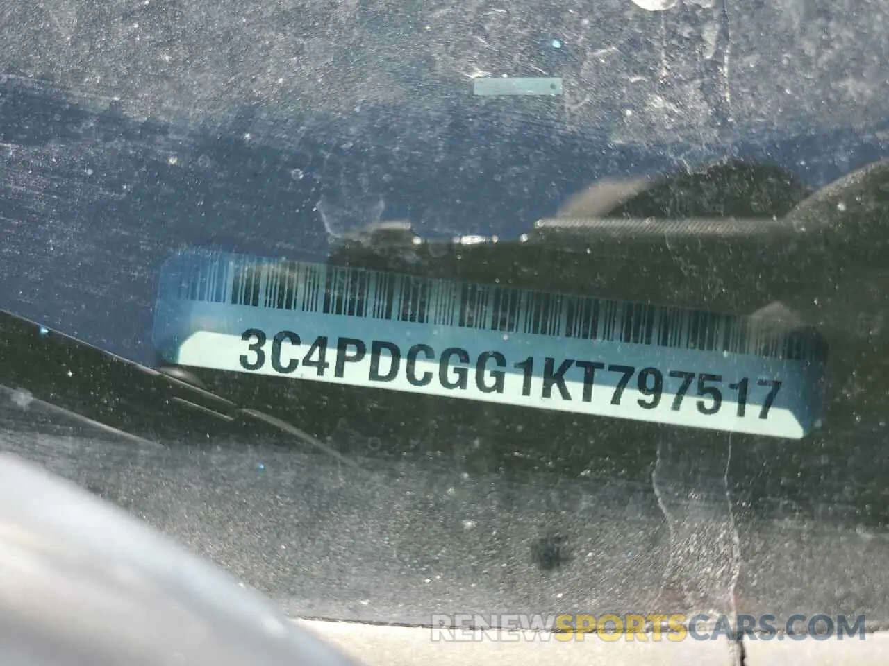 13 Photograph of a damaged car 3C4PDCGG1KT797517 DODGE JOURNEY 2019