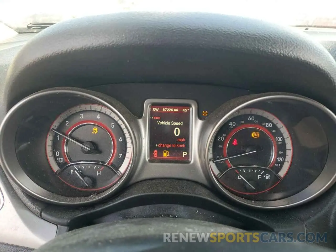 9 Photograph of a damaged car 3C4PDCGG1KT803607 DODGE JOURNEY 2019