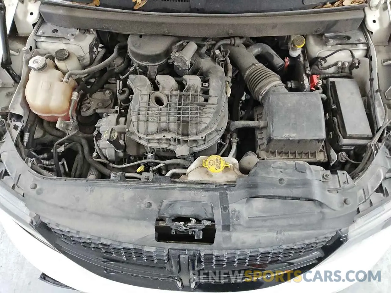 11 Photograph of a damaged car 3C4PDCGG2KT717741 DODGE JOURNEY 2019