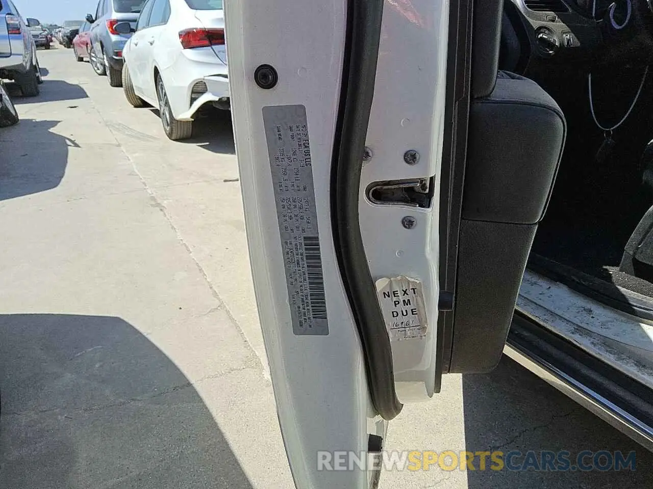 12 Photograph of a damaged car 3C4PDCGG2KT717741 DODGE JOURNEY 2019