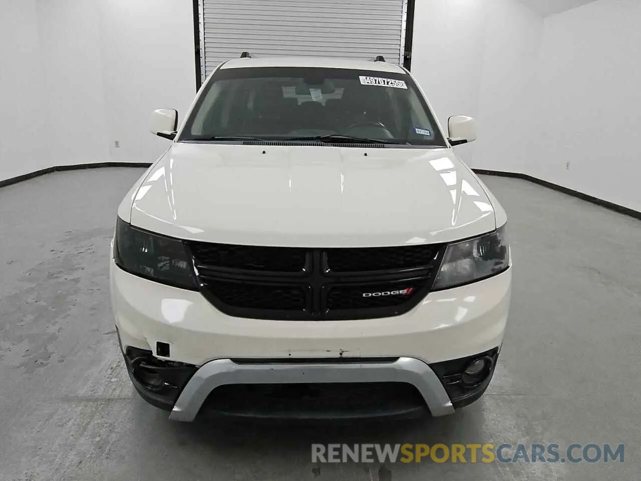 5 Photograph of a damaged car 3C4PDCGG2KT717741 DODGE JOURNEY 2019