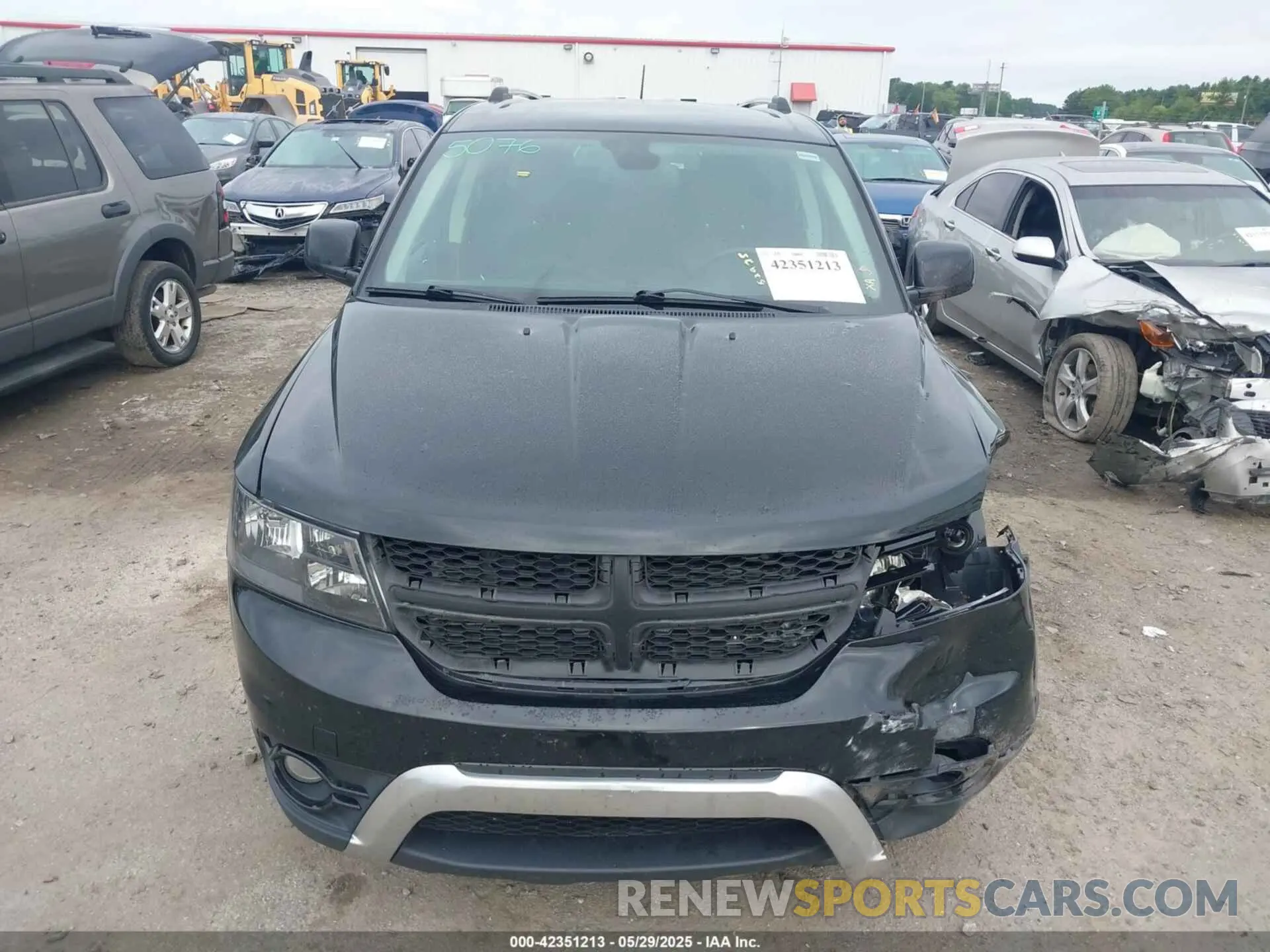 12 Photograph of a damaged car 3C4PDCGG2KT763506 DODGE JOURNEY 2019