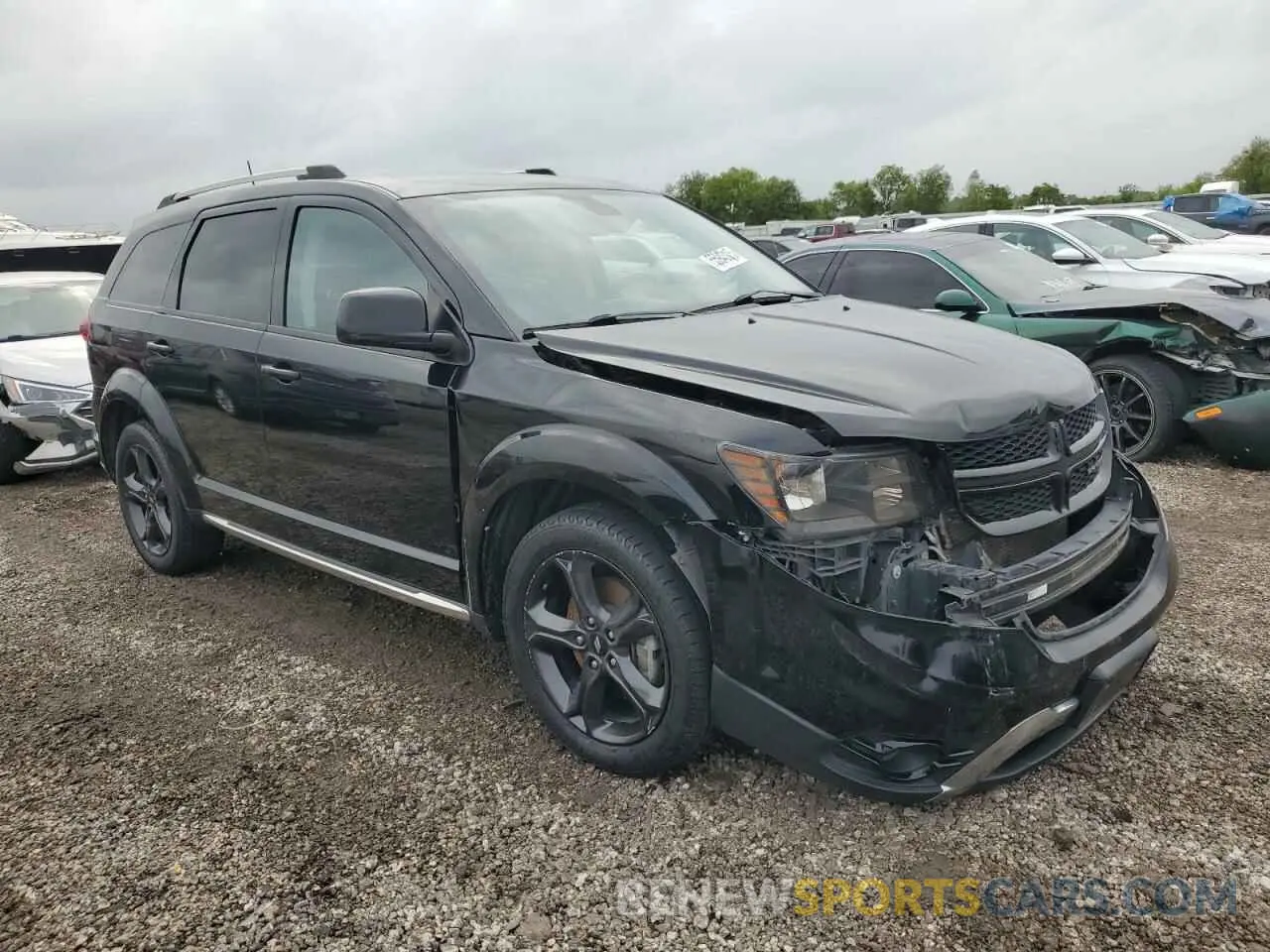 4 Photograph of a damaged car 3C4PDCGG2KT861581 DODGE JOURNEY 2019