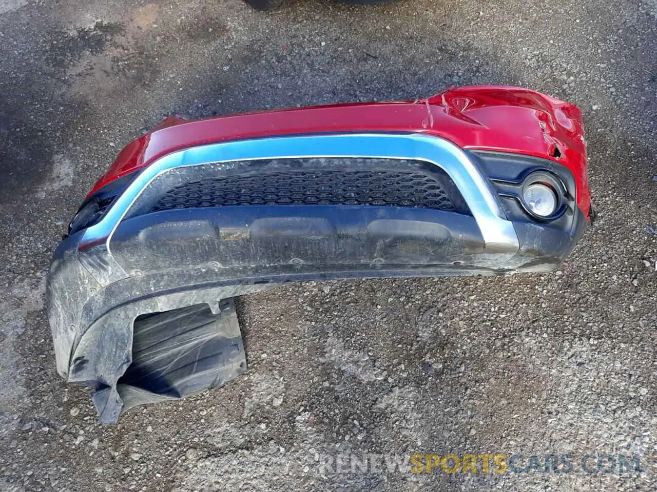 13 Photograph of a damaged car 3C4PDCGG5KT860876 DODGE JOURNEY 2019