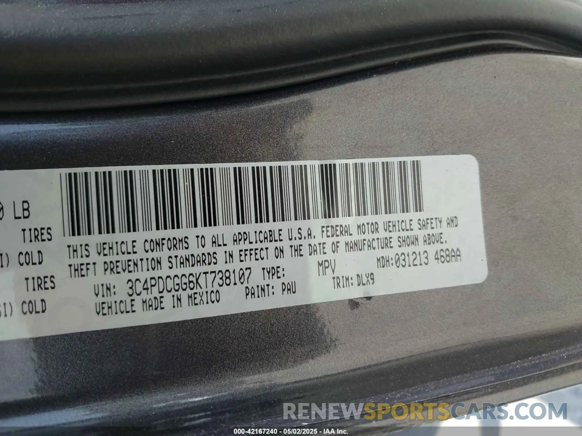 9 Photograph of a damaged car 3C4PDCGG6KT738107 DODGE JOURNEY 2019