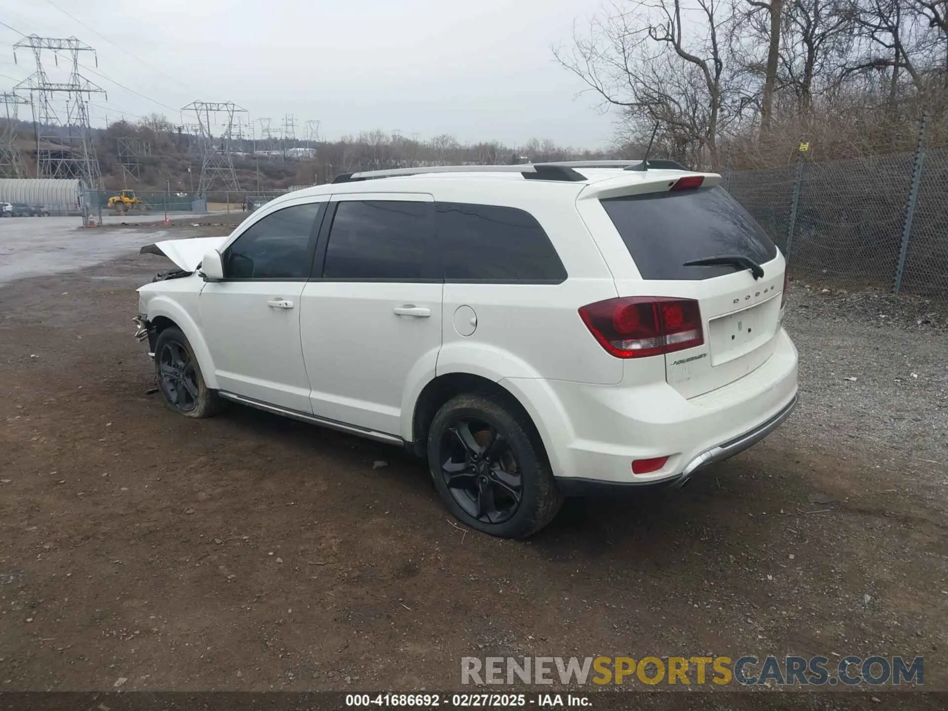 3 Photograph of a damaged car 3C4PDCGG7KT860748 DODGE JOURNEY 2019