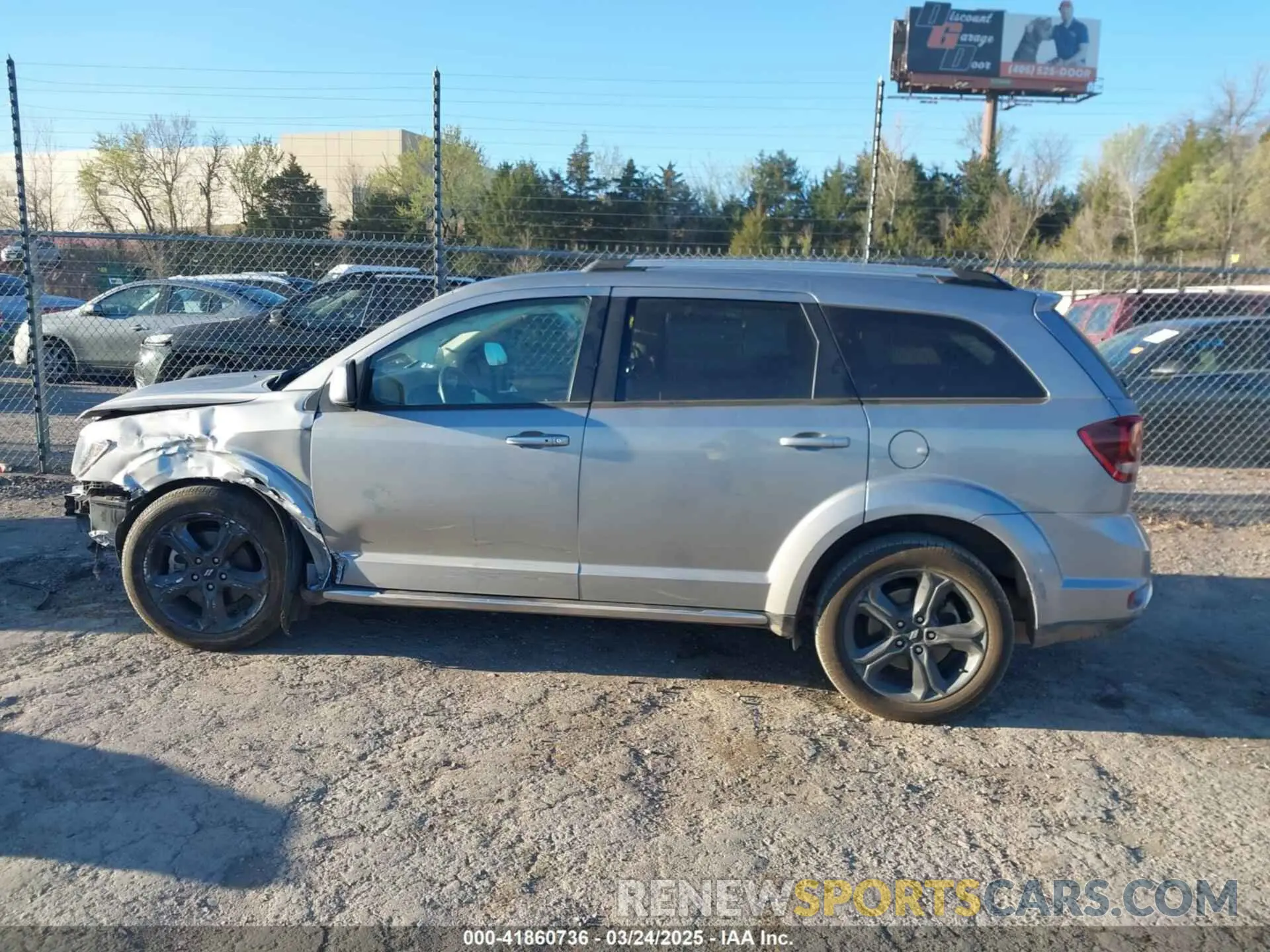 15 Photograph of a damaged car 3C4PDCGG8KT763560 DODGE JOURNEY 2019