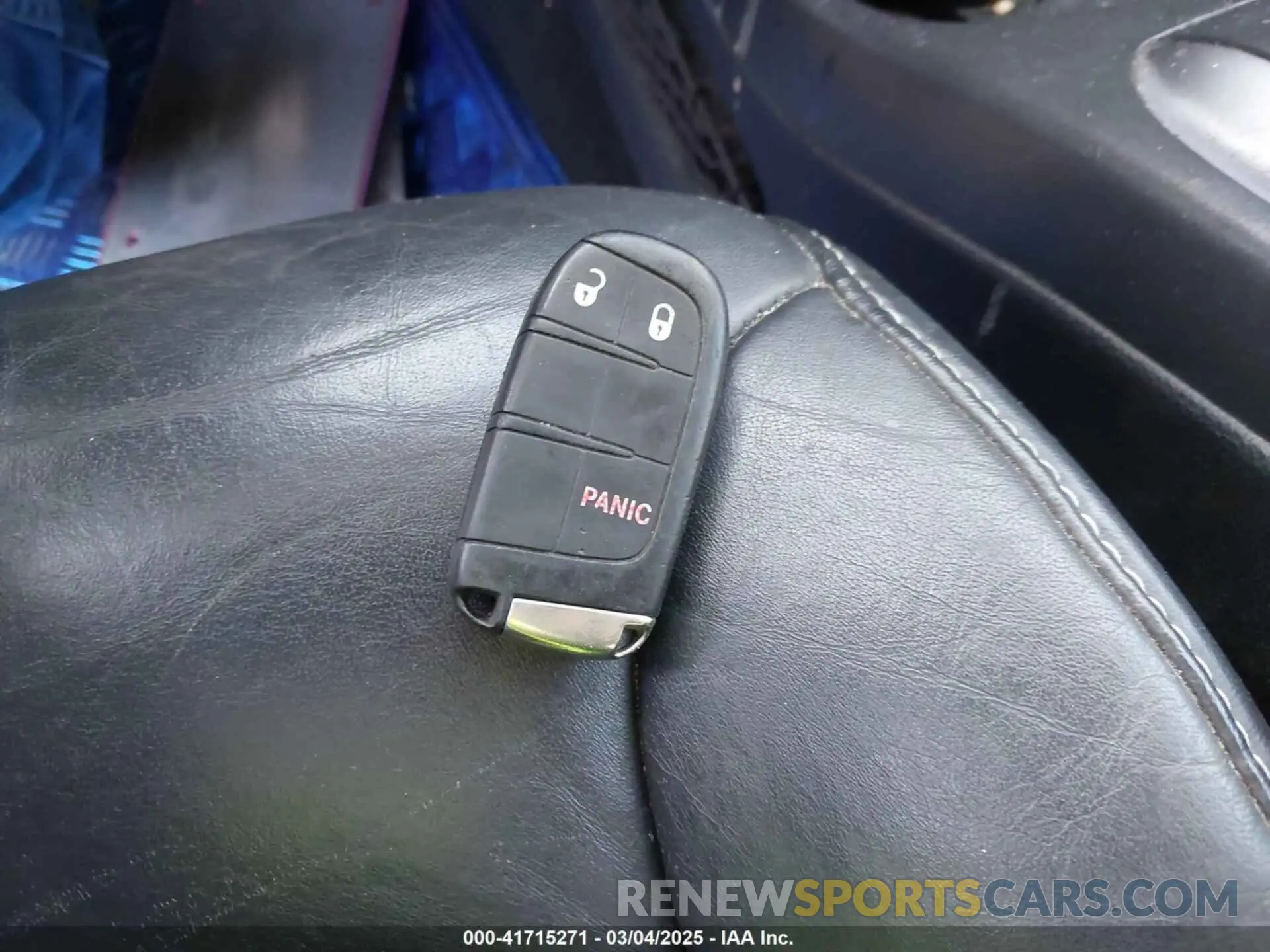11 Photograph of a damaged car 3C4PDCGG8KT803376 DODGE JOURNEY 2019