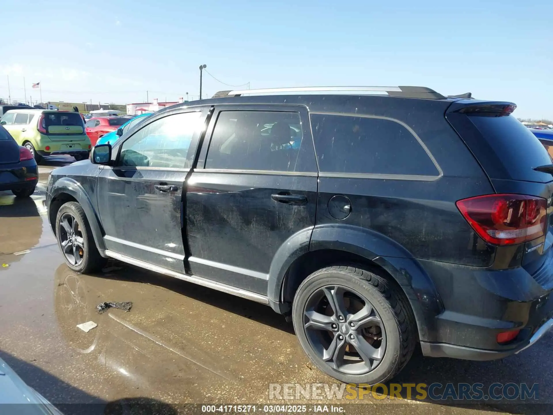 14 Photograph of a damaged car 3C4PDCGG8KT803376 DODGE JOURNEY 2019