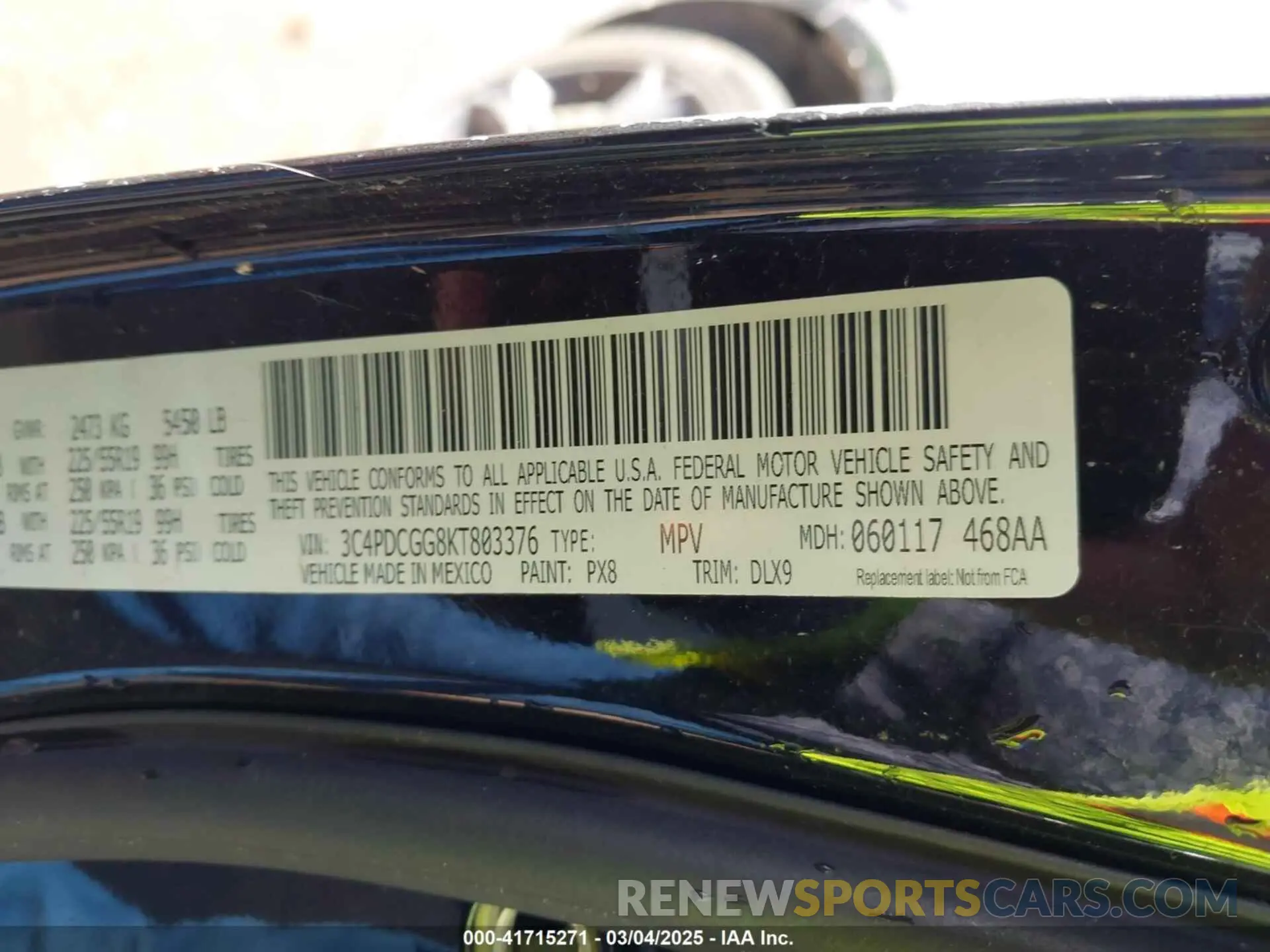 9 Photograph of a damaged car 3C4PDCGG8KT803376 DODGE JOURNEY 2019