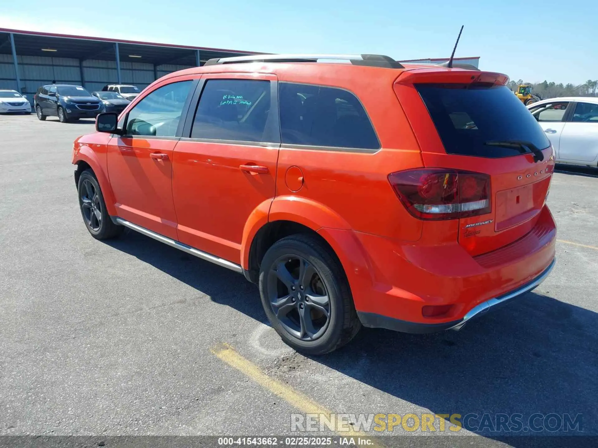 3 Photograph of a damaged car 3C4PDCGG9KT717753 DODGE JOURNEY 2019