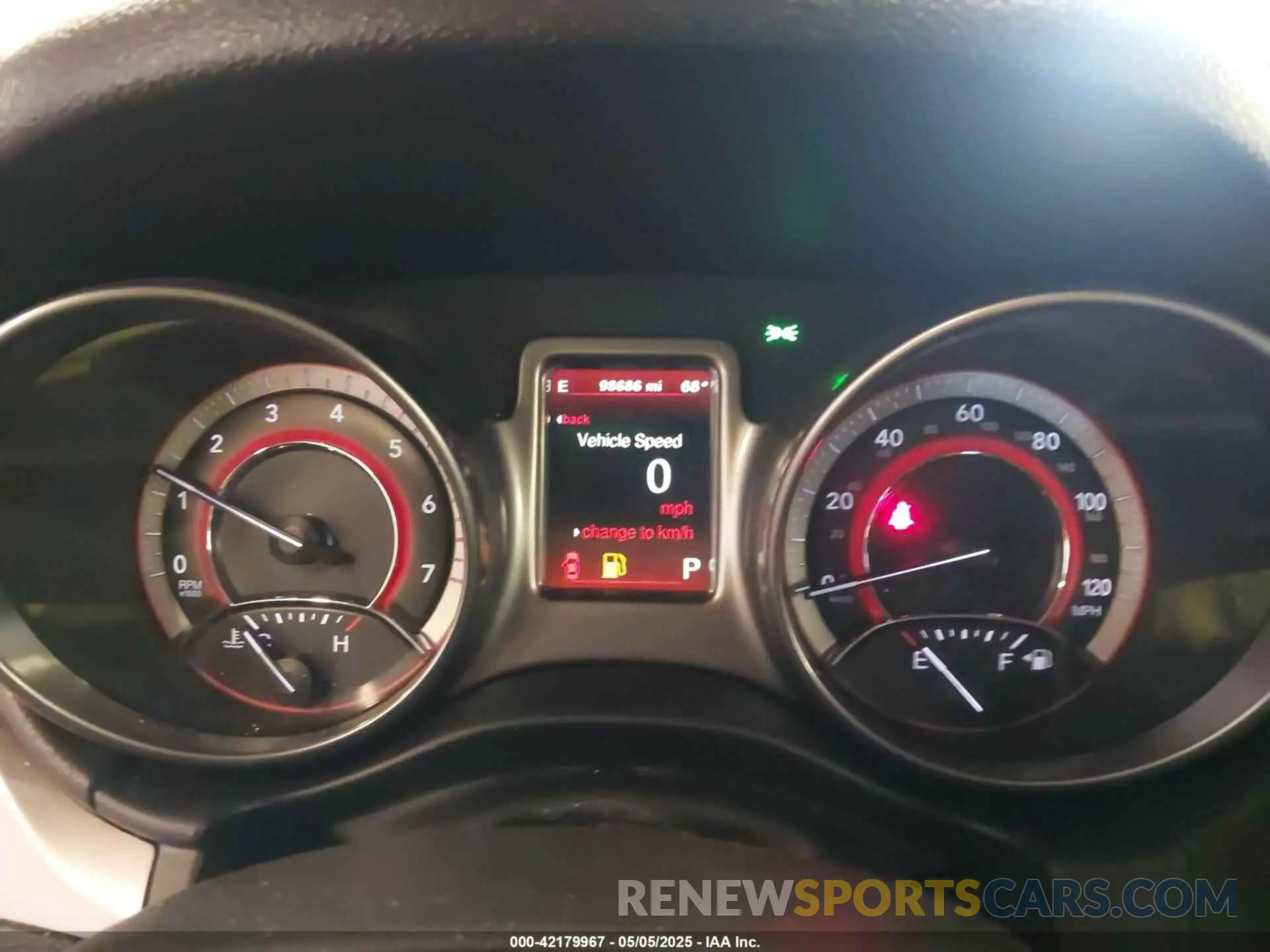 7 Photograph of a damaged car 3C4PDCGG9KT717767 DODGE JOURNEY 2019