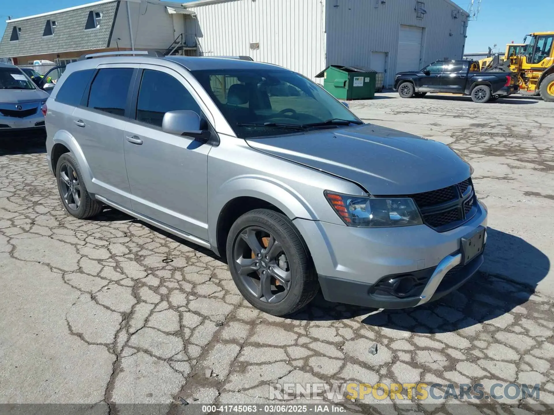 1 Photograph of a damaged car 3C4PDCGG9KT857947 DODGE JOURNEY 2019