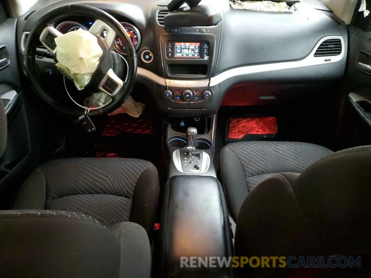 8 Photograph of a damaged car 3C4PDDBG1KT789866 DODGE JOURNEY 2019