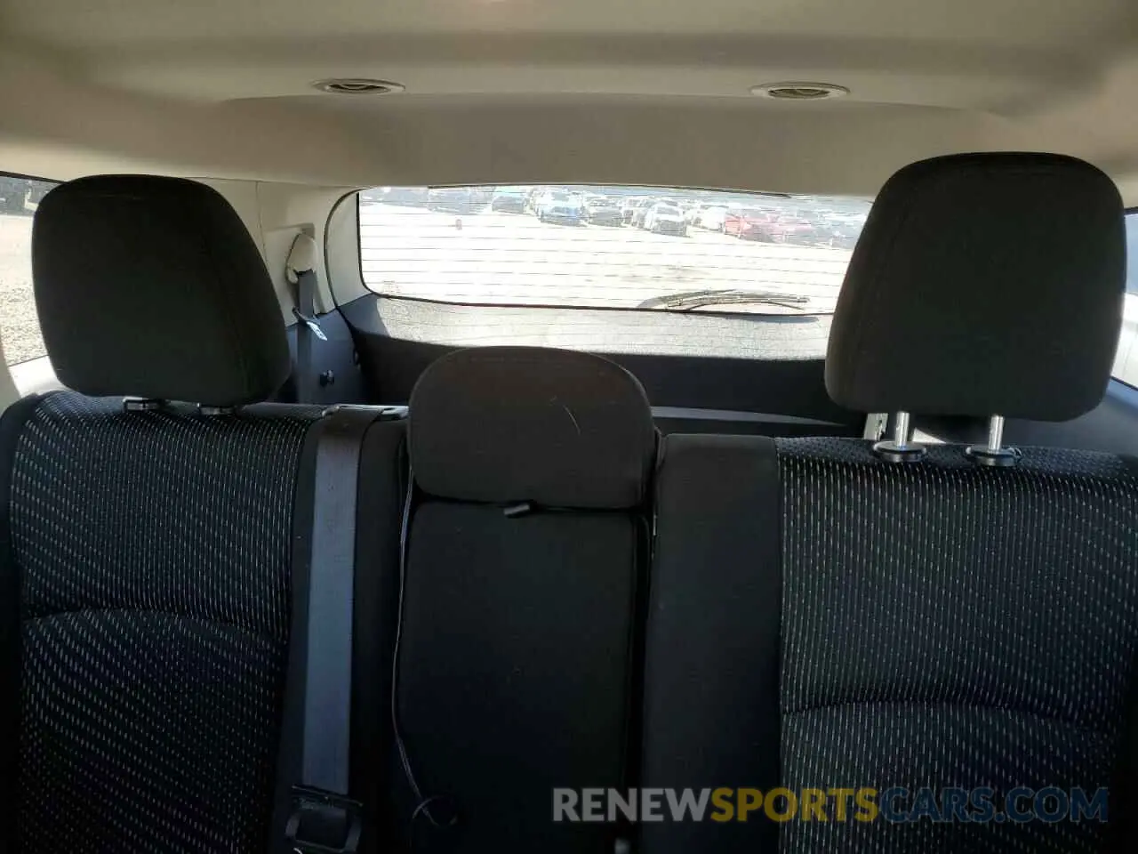 10 Photograph of a damaged car 3C4PDDBG1KT849001 DODGE JOURNEY 2019