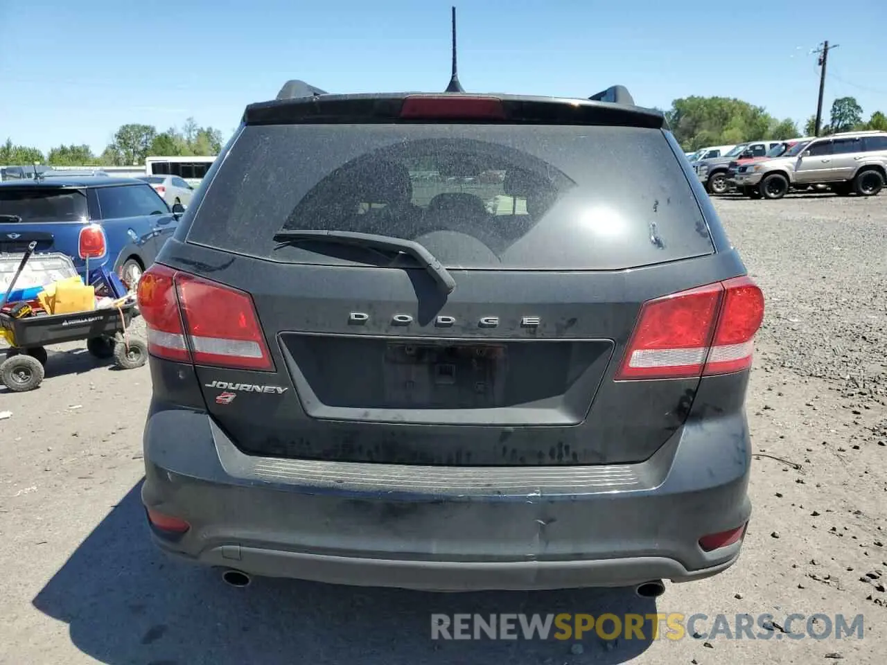 6 Photograph of a damaged car 3C4PDDBG1KT849001 DODGE JOURNEY 2019