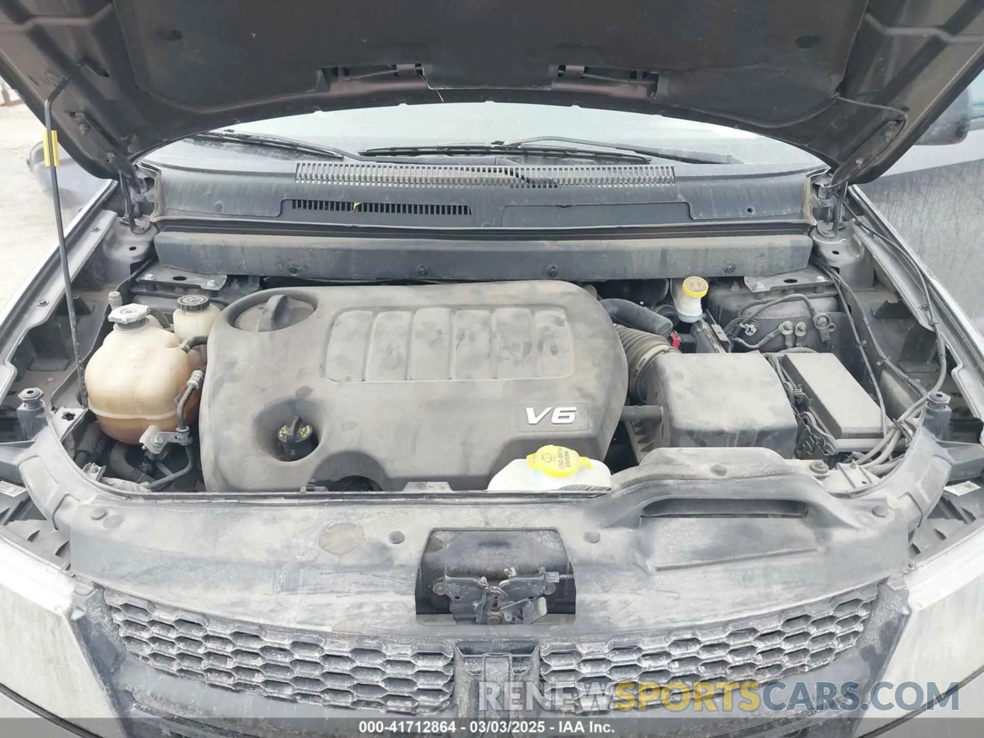 10 Photograph of a damaged car 3C4PDDBG3KT702209 DODGE JOURNEY 2019