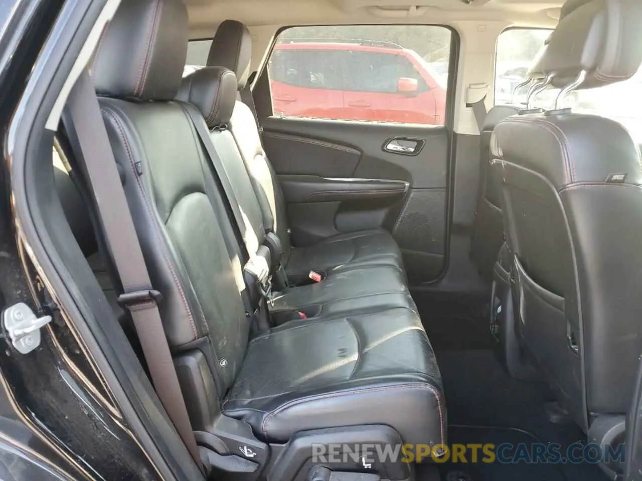 11 Photograph of a damaged car 3C4PDDEG0KT739262 DODGE JOURNEY 2019