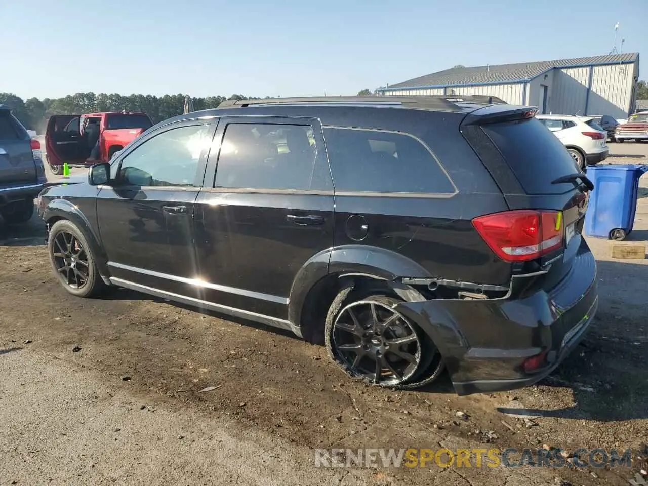 2 Photograph of a damaged car 3C4PDDEG0KT739262 DODGE JOURNEY 2019