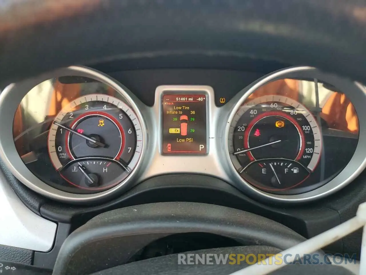 9 Photograph of a damaged car 3C4PDDEG0KT739262 DODGE JOURNEY 2019