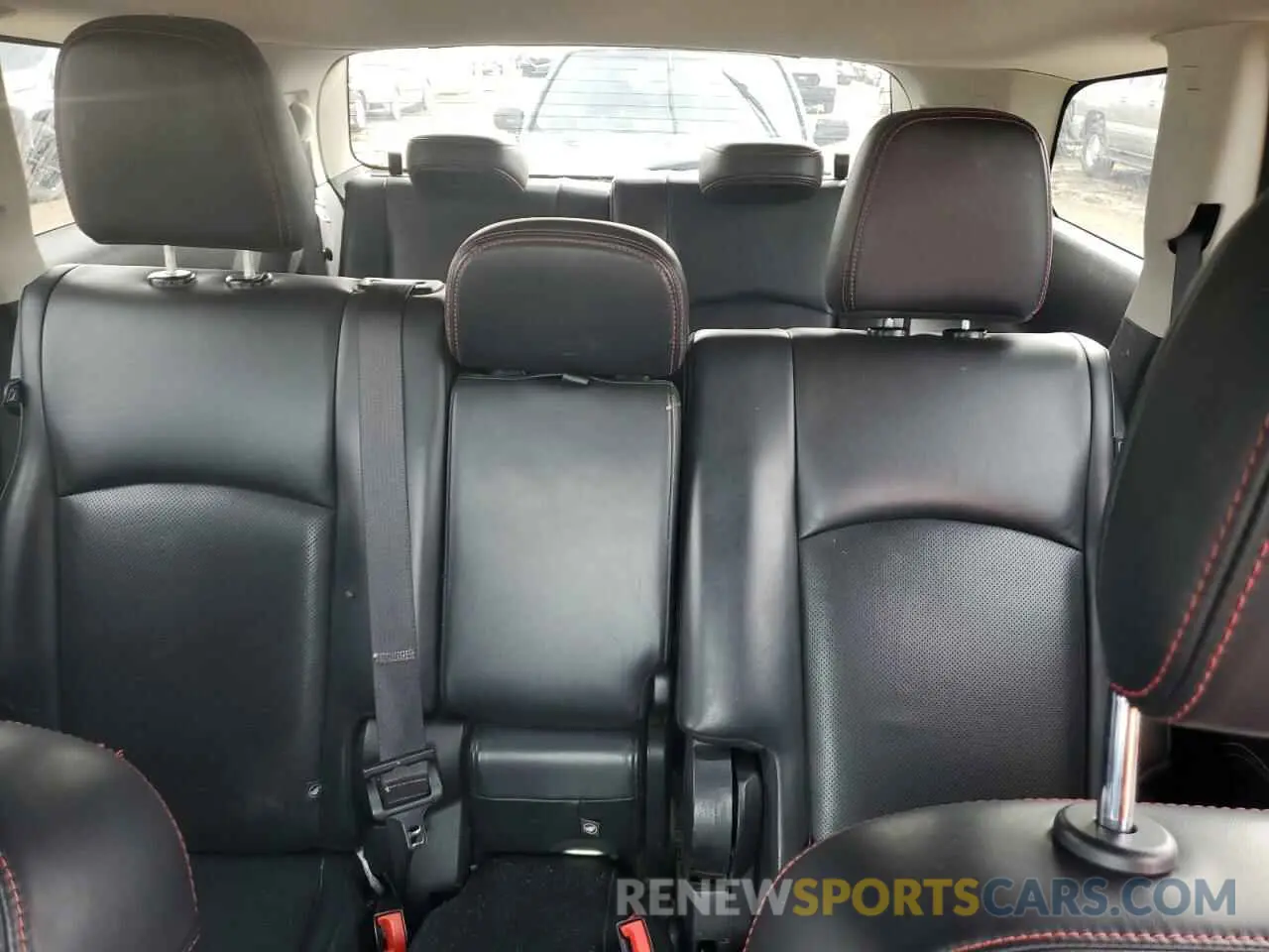 10 Photograph of a damaged car 3C4PDDEG0KT816552 DODGE JOURNEY 2019